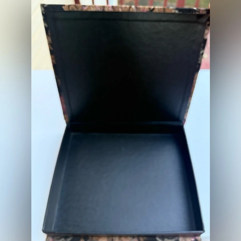 Vintage Damask Floral Storage/Jewelry Box, Tassel, 12x10x2 in.